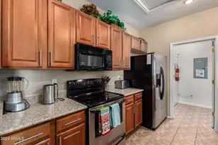 955 E Knox Rd, Chandler, AZ 85225 - Photo 13