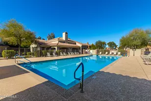 955 E Knox Rd, Chandler, AZ 85225 - Photo 37