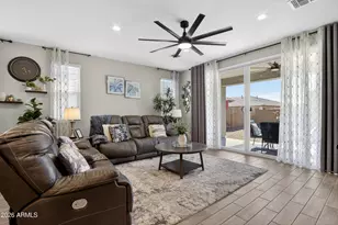 18601 W Cottontail Ln, Surprise, AZ 85387 - Photo 11