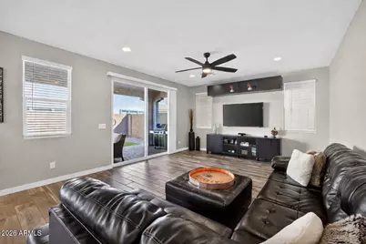 8114 E Petunia Avenue, Mesa, AZ 85212 - Photo 9