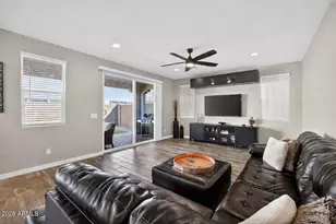 8114 E Petunia Ave, Mesa, AZ 85212 - Photo 9