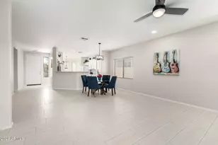 16202 W Winchcomb Ln, Surprise, AZ 85379 - Photo 11