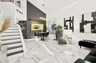 4376 E Anderson Dr, Phoenix, AZ 85032 - Photo 5