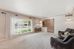 5711 N 12th Ave, Phoenix, AZ 85013 - Photo 9