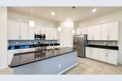 10517 W Bronco Trail, Peoria, AZ 85383 - Photo 13