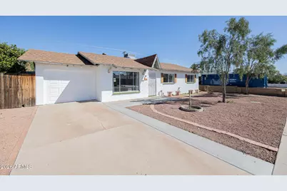 8518 E Rancho Vista Drive, Scottsdale, AZ 85251 - Photo 1