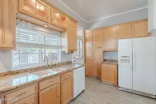 711 E McKinley St, Phoenix, AZ 85006 - Photo 11