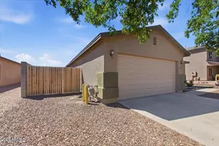1057 E Silversmith Trail, San Tan Valley, AZ 85143 - Photo 5