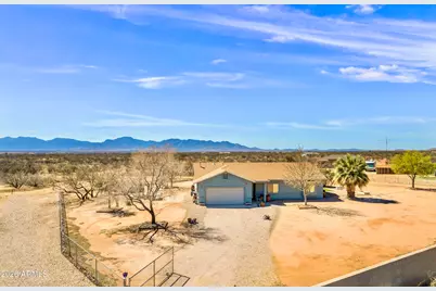638 E Birch Street, Huachuca City, AZ 85616 - Photo 1
