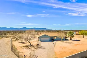 638 E Birch St, Huachuca City, AZ 85616 - Photo 1