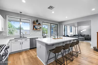 16615 S 27th Avenue, Phoenix, AZ 85045 - Photo 11