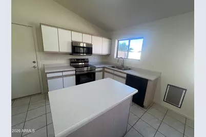 15204 W Honeysuckle Lane, Surprise, AZ 85374 - Photo 9