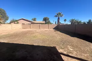 15204 W Honeysuckle Ln, Surprise, AZ 85374 - Photo 27