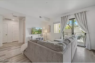 7300 E Earll Drive #1013, Scottsdale, AZ 85251 - Photo 13