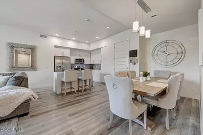 7300 E Earll Drive #1013, Scottsdale, AZ 85251 - Photo 9