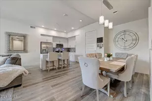 7300 E Earll Dr, Scottsdale, AZ 85251 - Photo 9