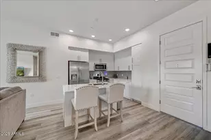 7300 E Earll Dr, Scottsdale, AZ 85251 - Photo 3