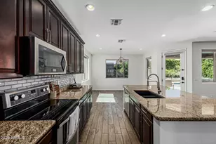 22422 N 94th Ln, Peoria, AZ 85383 - Photo 9