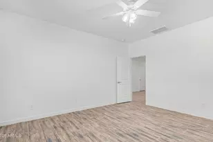 39112 N 9th Ave, Phoenix, AZ 85086 - Photo 11