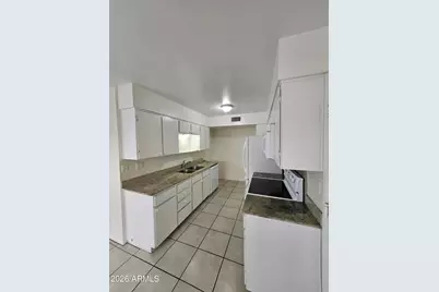 5635 S Clambake Bay Court #C, Tempe, AZ 85283 - Photo 9