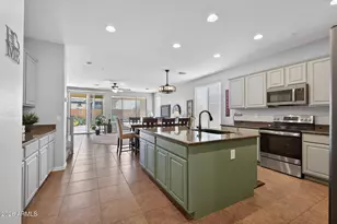 7135 W Desert Mirage Dr, Peoria, AZ 85383 - Photo 3