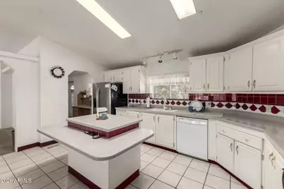 2208 W Baseline Avenue #197, Apache Junction, AZ 85120 - Photo 9