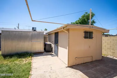 18422 N 30th Lane, Phoenix, AZ 85053 - Photo 43