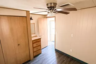 7300 N 51st Ave, Glendale, AZ 85301 - Photo 15