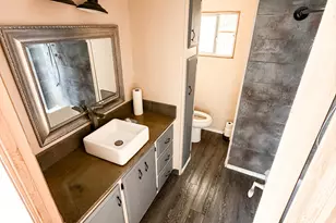 7300 N 51st Ave, Glendale, AZ 85301 - Photo 17