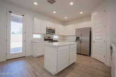 3719 S 63rd Drive, Phoenix, AZ 85043 - Photo 7