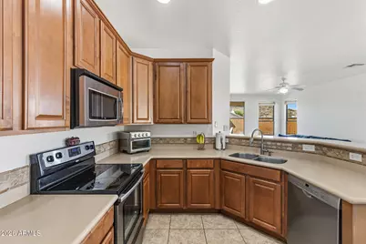 24420 N 60th Lane, Glendale, AZ 85310 - Photo 3