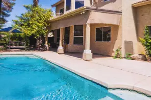 2042 E Dias Dr, Gilbert, AZ 85234 - Photo 41