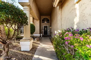 2042 E Dias Dr, Gilbert, AZ 85234 - Photo 5