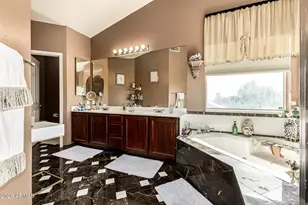 2042 E Dias Dr, Gilbert, AZ 85234 - Photo 27