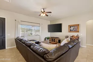 2258 W Silverdale Rd, San Tan Valley, AZ 85144 - Photo 11