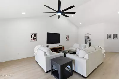 9408 W Morrow Drive, Peoria, AZ 85382 - Photo 5