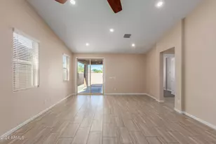 12436 W Myrtle Ct, Glendale, AZ 85307 - Photo 7