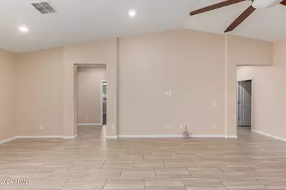 12436 W Myrtle Court, Glendale, AZ 85307 - Photo 11