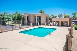 3810 N Maryvale Pkwy, Phoenix, AZ 85031 - Photo 21