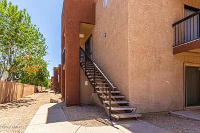 3810 N Maryvale Parkway #2020, Phoenix, AZ 85031 - Photo 23