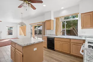 4421 E Rocky Slope Dr, Phoenix, AZ 85044 - Photo 11