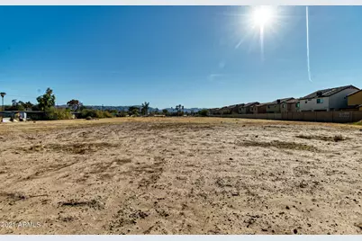 245 W Wier Avenue #-, Phoenix, AZ 85041 - Photo 17
