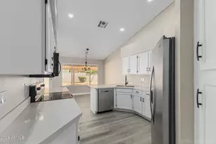 8939 W Wescott Dr, Peoria, AZ 85382 - Photo 15