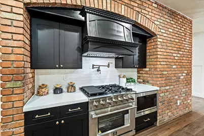 611 W Gibraltar Lane, Phoenix, AZ 85023 - Photo 17