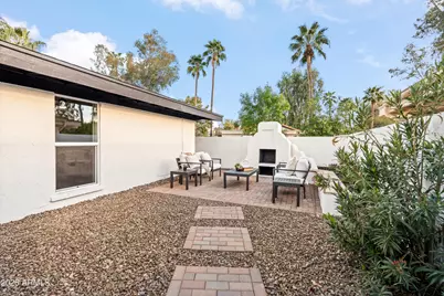 611 W Gibraltar Lane, Phoenix, AZ 85023 - Photo 9