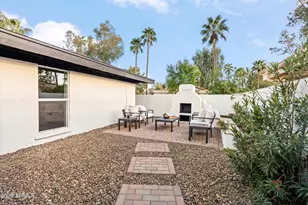 611 W Gibraltar Ln, Phoenix, AZ 85023 - Photo 9