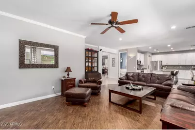 8374 W Rosewood Lane, Peoria, AZ 85383 - Photo 11