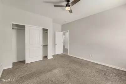 210 W Sunland Avenue, Phoenix, AZ 85041 - Photo 23