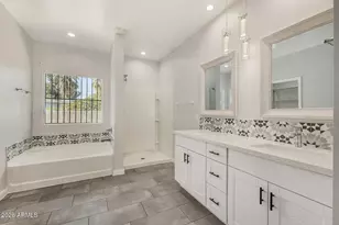 210 W Sunland Ave, Phoenix, AZ 85041 - Photo 17