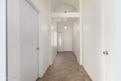 727 E Long Avenue, Buckeye, AZ 85326 - Photo 7